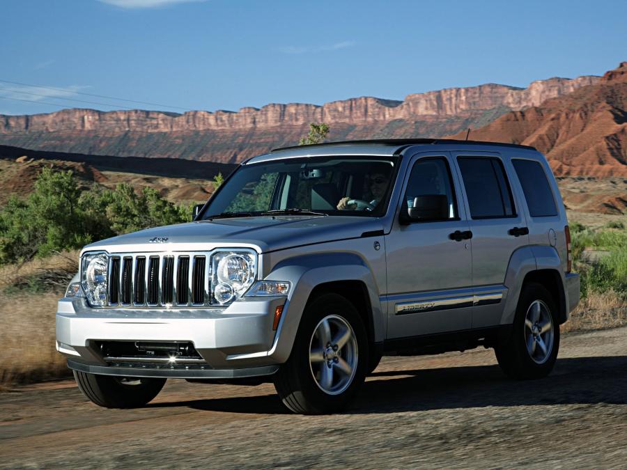  Jeep Liberty 2007 года  (фото 22 из 25)